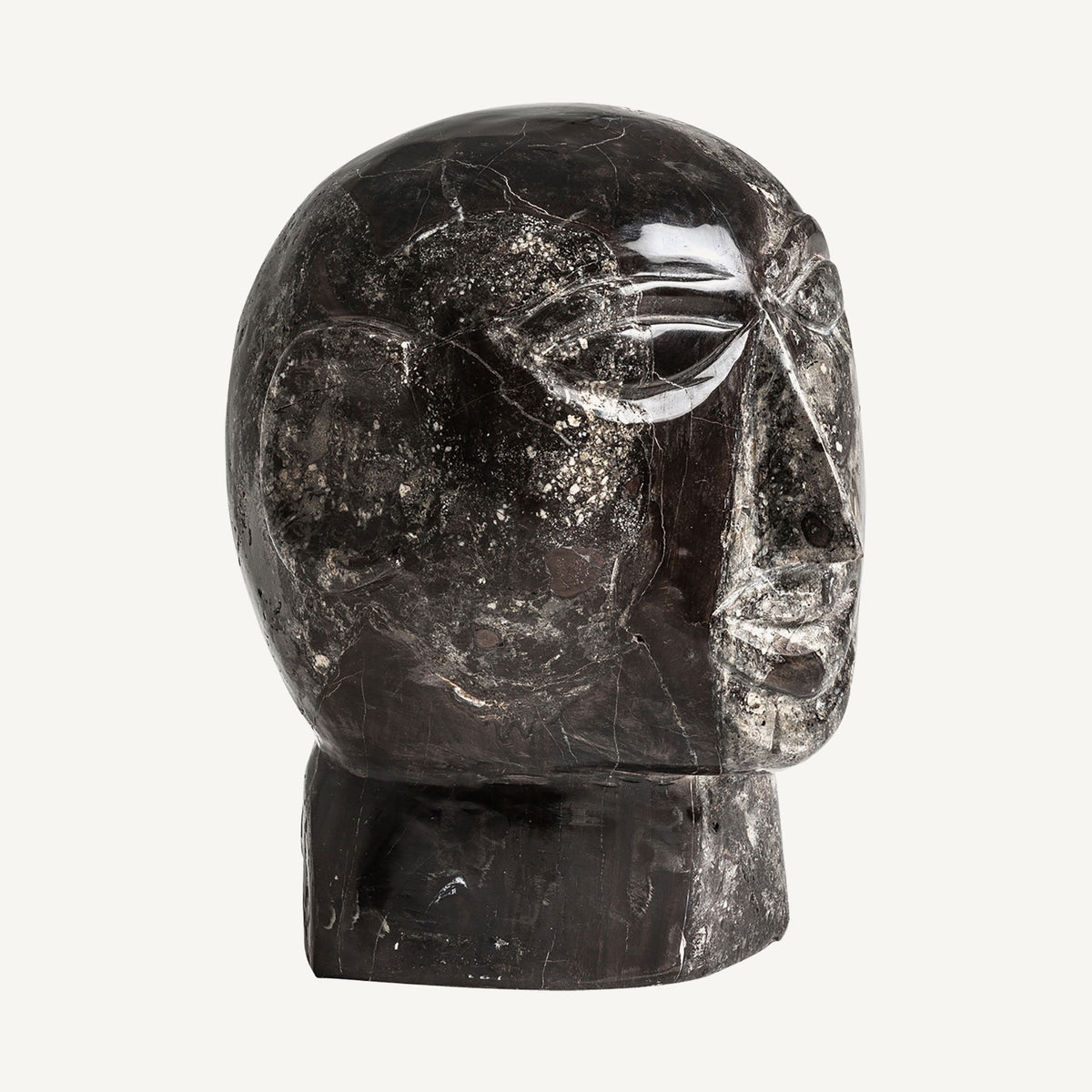 BUSTO ROBIN