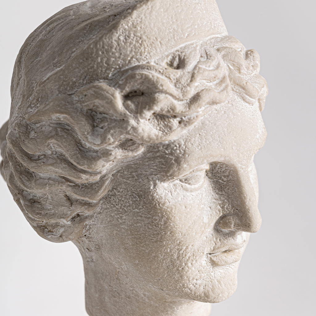 FIGURA DECORATIVA HALIA