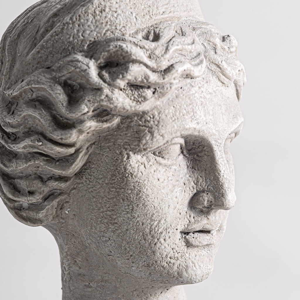 FIGURA DECORATIVA HELENA