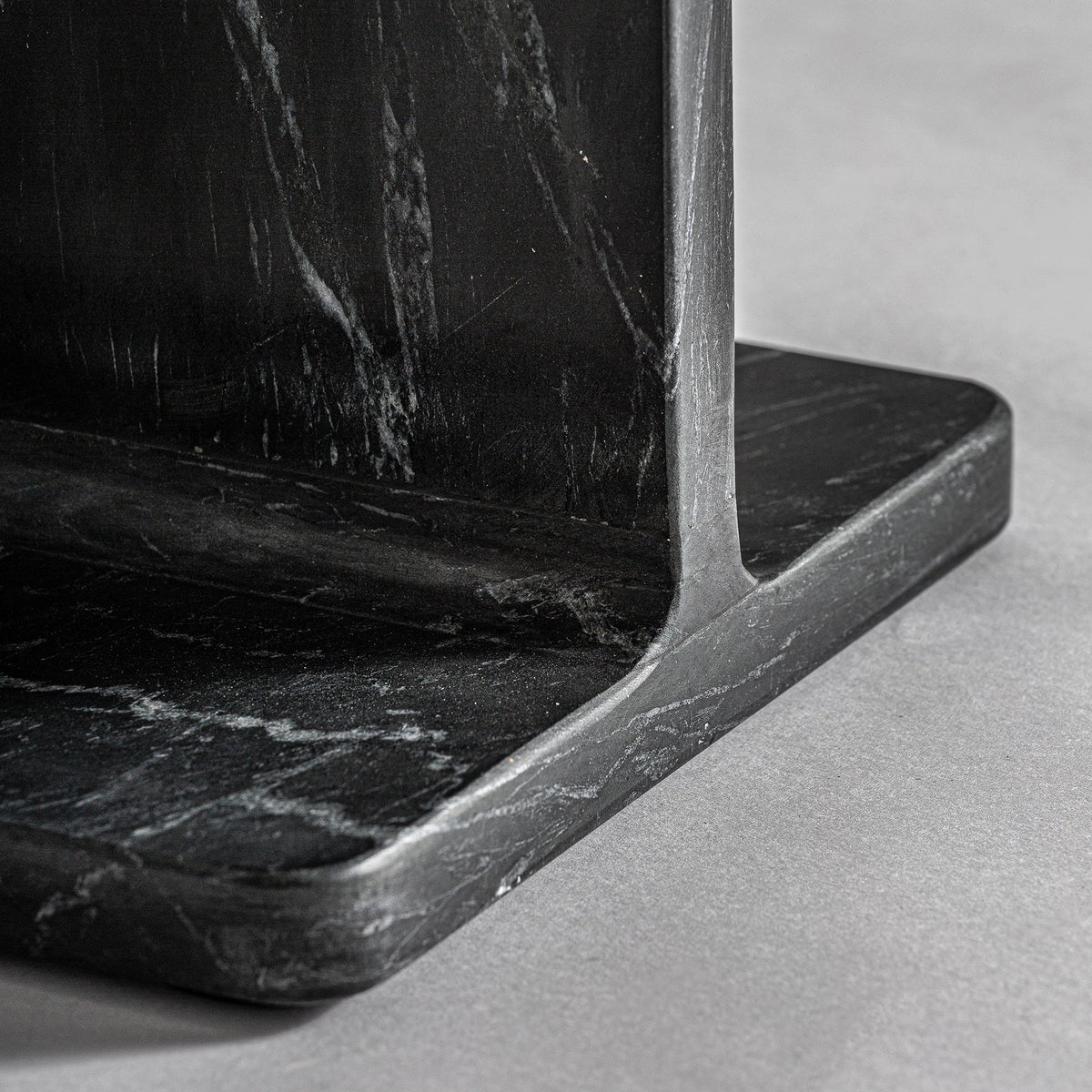 MESA AUXILIAR MARQUINA