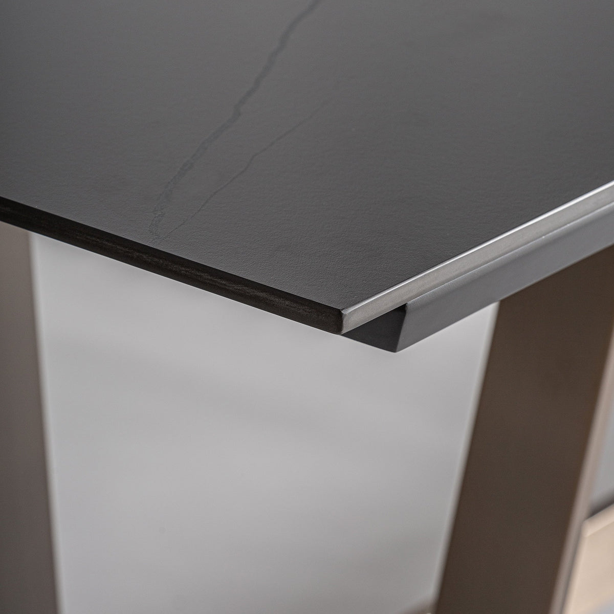 MESA COMEDOR TREMP